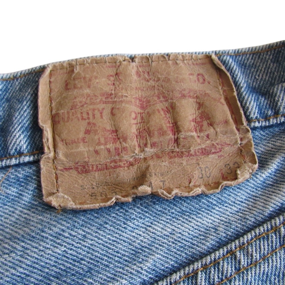 Levis Fringe Denim Shorts 30 DIY Light Wash Side Slits Cutoffs Boho Festival - Picture 6 of 9